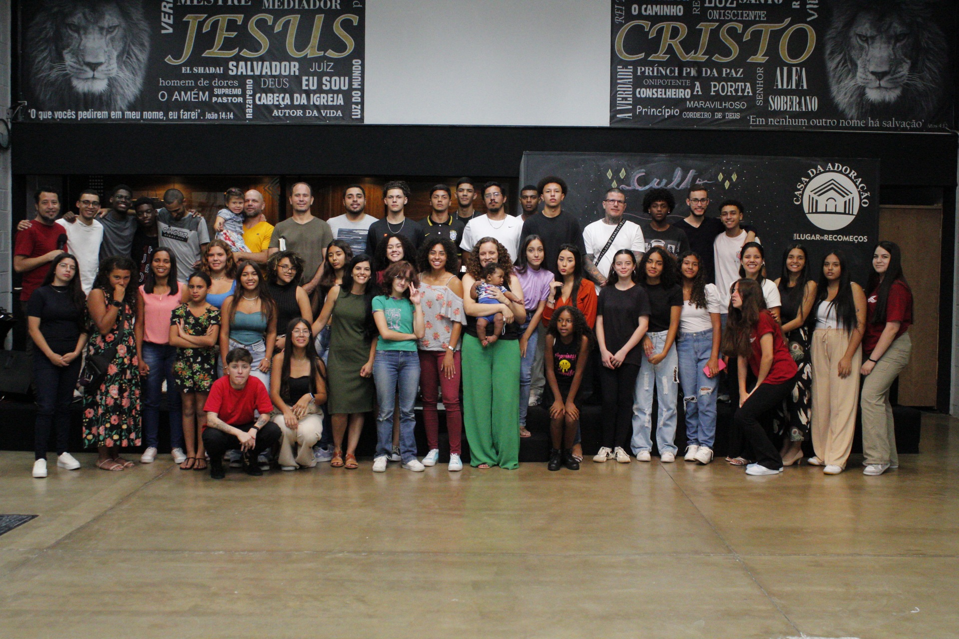 Jovens da casa
